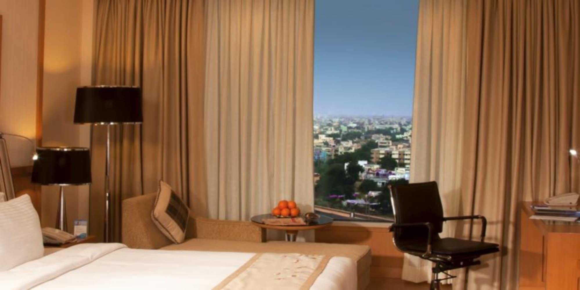 Radisson Blu Hotel, Nagpur Esterno foto