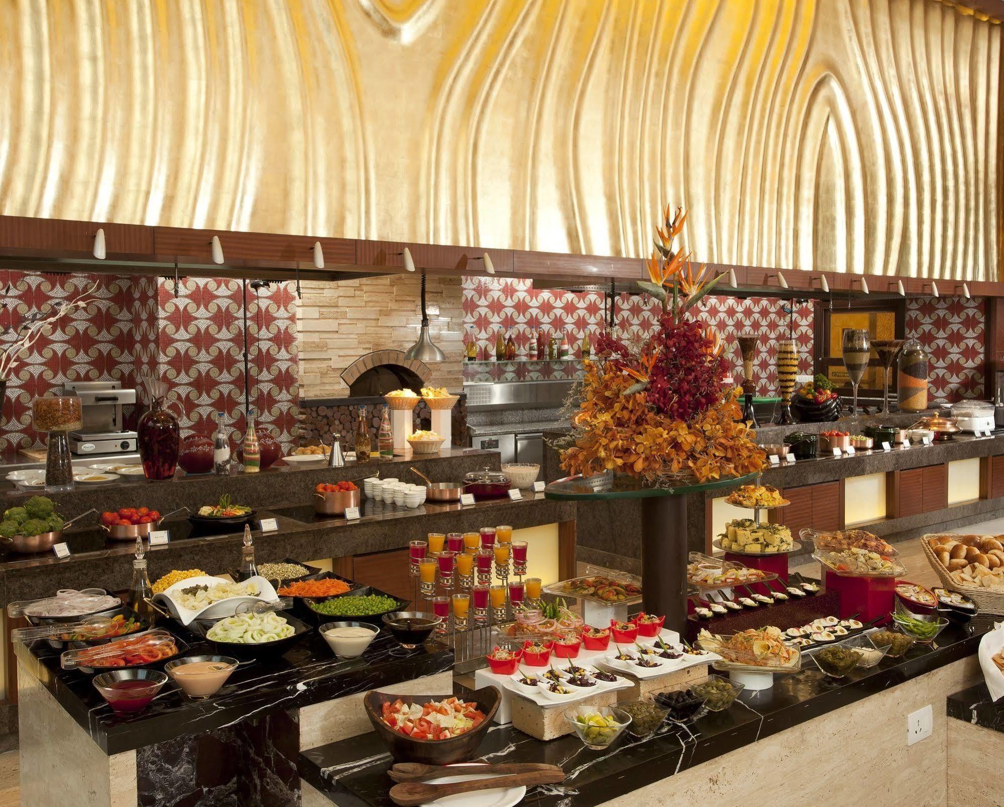 Radisson Blu Hotel, Nagpur Esterno foto